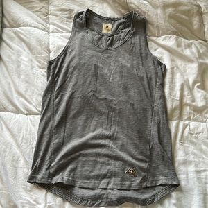 Tracksmith Horizon Tank